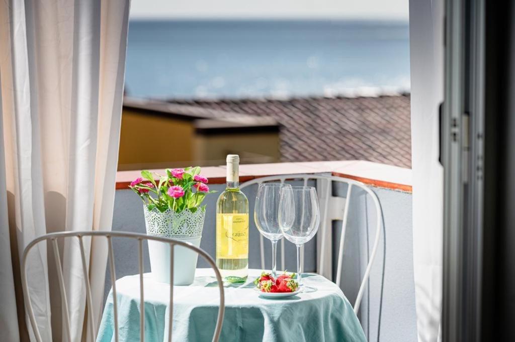 Aroma Di Naxos Apartment 지아르디니낙소스 외부 사진